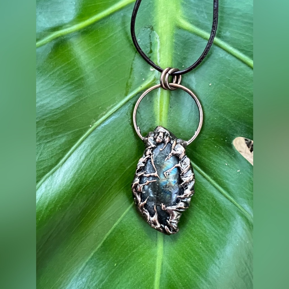 Crystals jewelry labradorite + copper pendant‎ - Picture 2 of 3